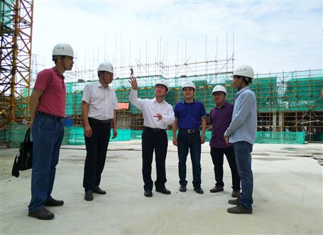 覃振華、劉國江到梧州佛子時(shí)代廣場(chǎng)項(xiàng)目調(diào)研