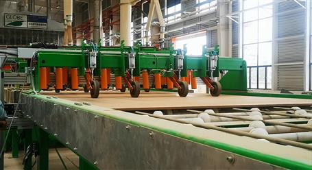 廣西國(guó)旭東騰人造板項(xiàng)目：首板下線！